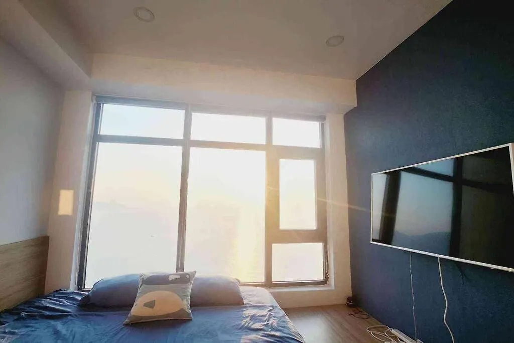 Sunrise From Bed Apartment - Nhatrang Beach Nha Trang 0*,  Vietnam